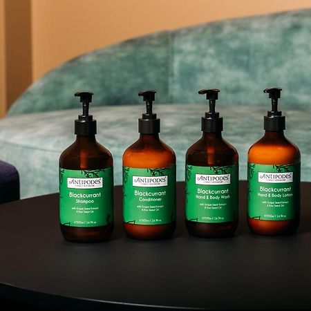 惠灵顿那欧米开放式客房酒店 外观 照片